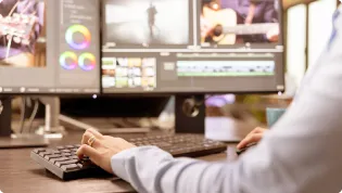 Web動画を制作会社に丸投げしたいが、自社の強みや意図が伝わるか不安